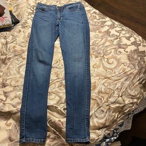 Hollister super skinny high rise size 5R W27 L31